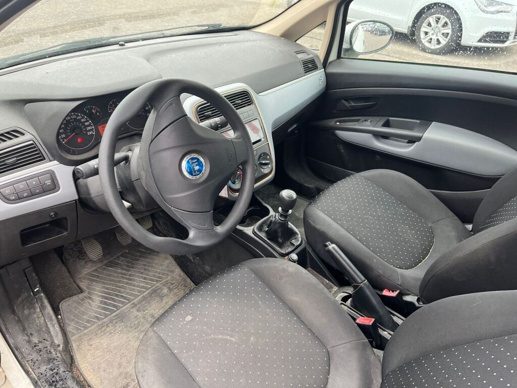 Fiat Punto 2006 Valkoinen