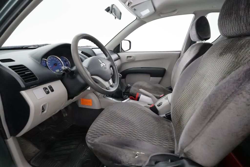 Mitsubishi L200 2007 Vihreä