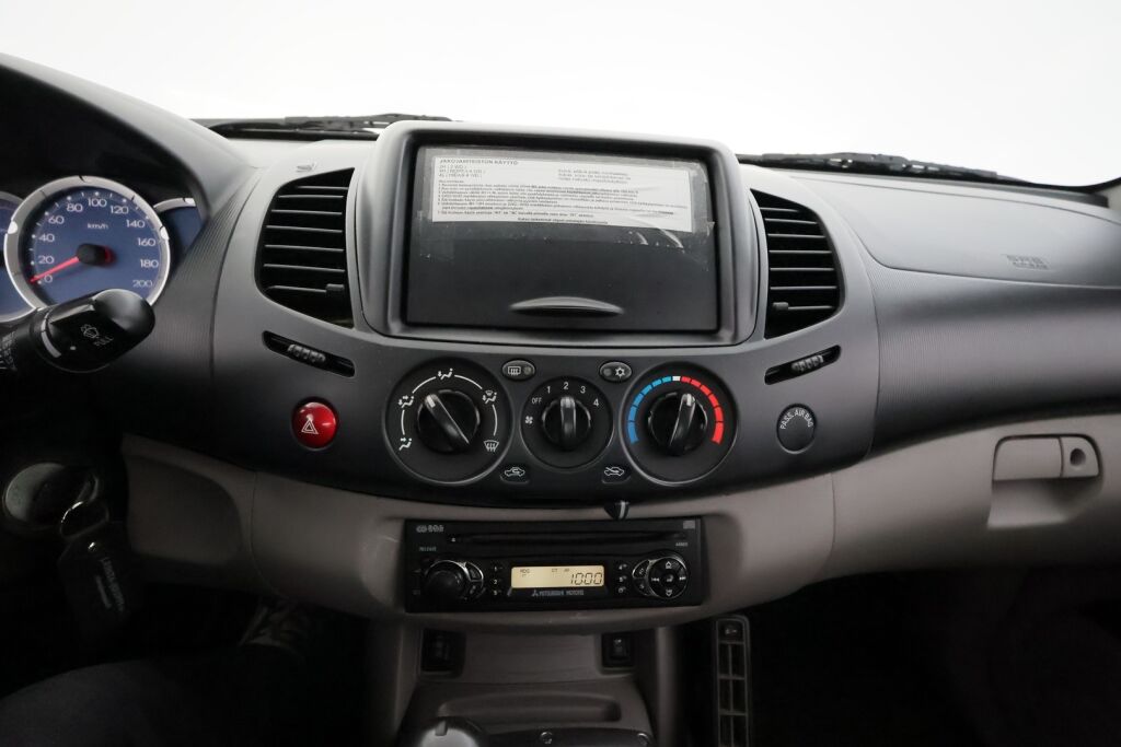 Mitsubishi L200 2007 Vihreä