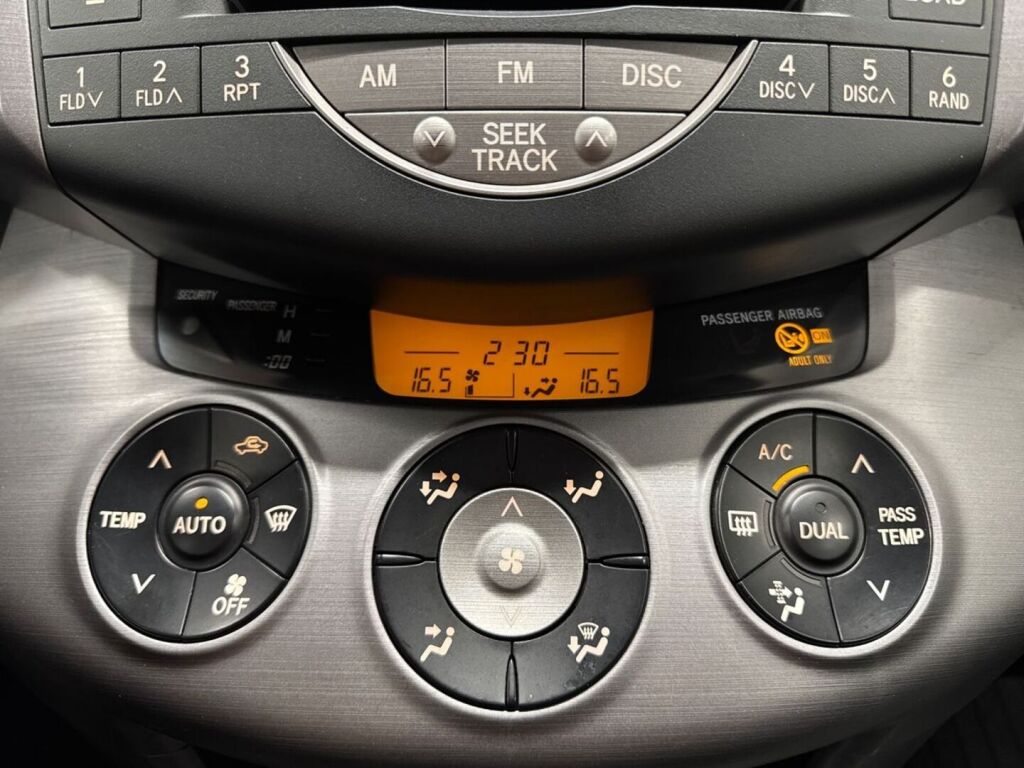 Toyota RAV4 2007 Musta