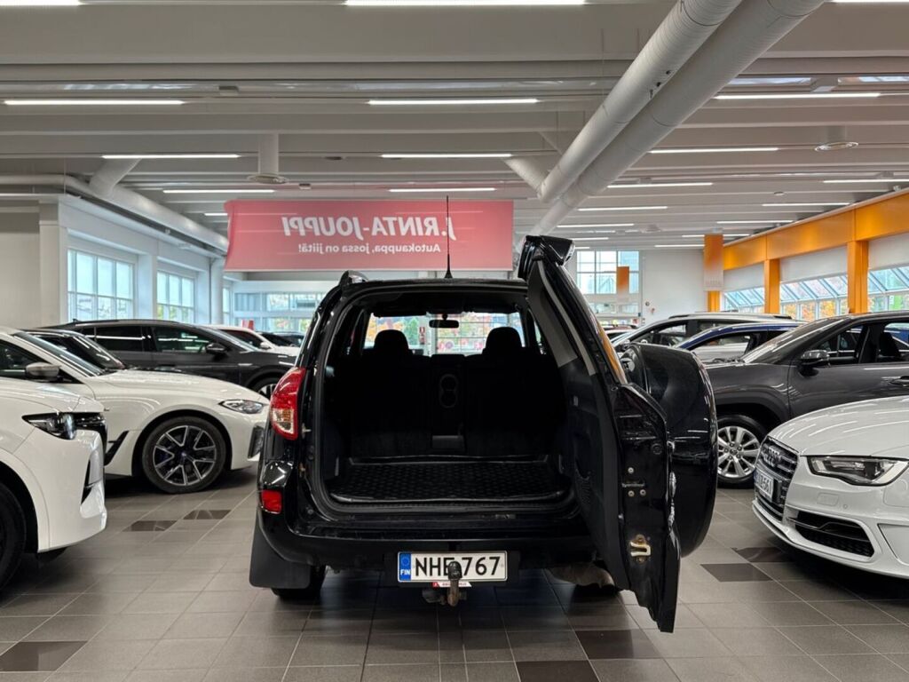 Toyota RAV4 2007 Musta