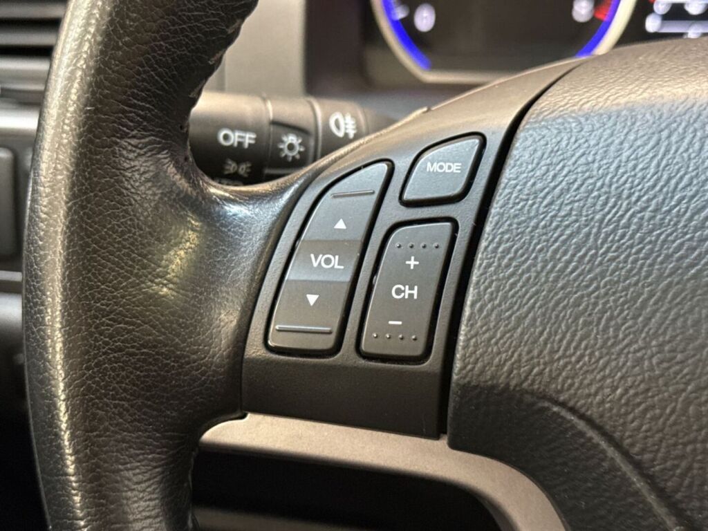 Honda CR-V 2007 Punainen