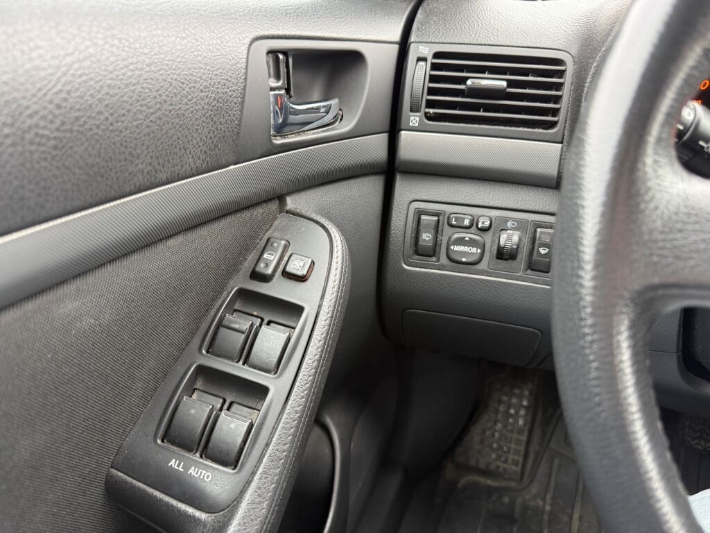 Toyota Avensis 2008 Hopea