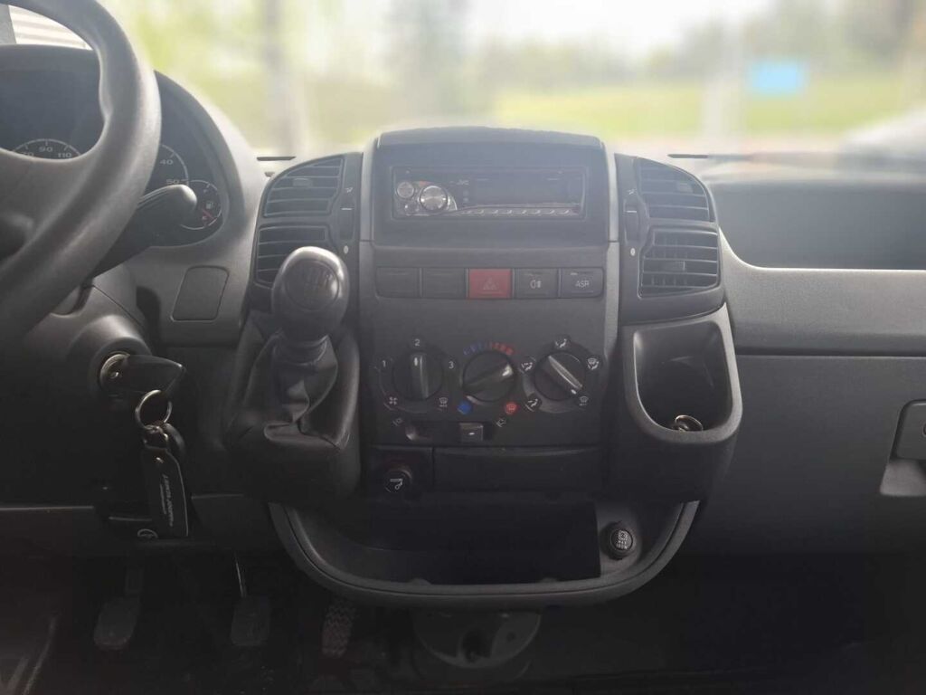 Knaus Sun Traveller 655 MF 2007 Valkoinen