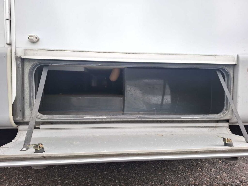 Knaus Sun Traveller 655 MF 2007 Valkoinen