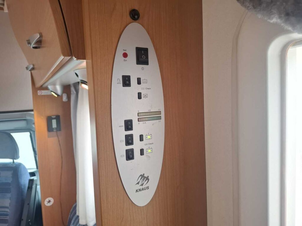 Knaus Sun Traveller 655 MF 2007 Valkoinen