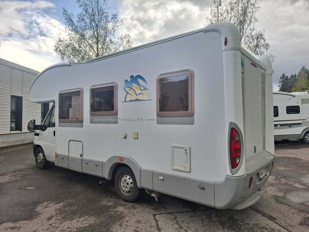 Knaus Sun Traveller 655 MF 2007 Valkoinen