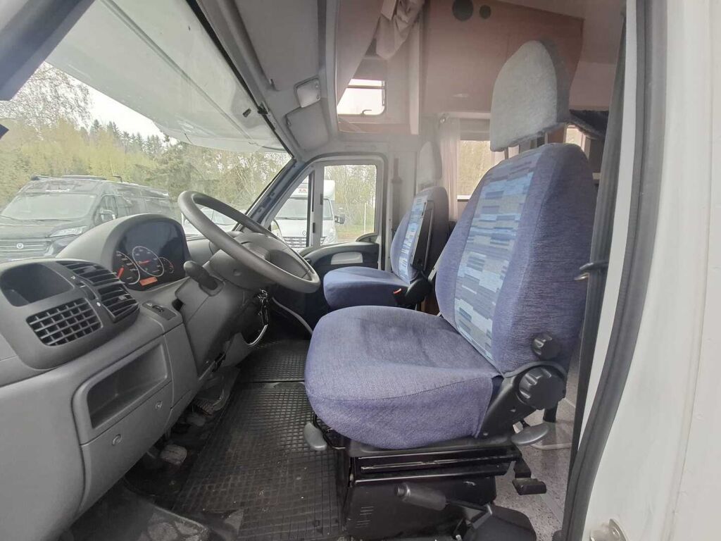 Knaus Sun Traveller 655 MF 2007 Valkoinen