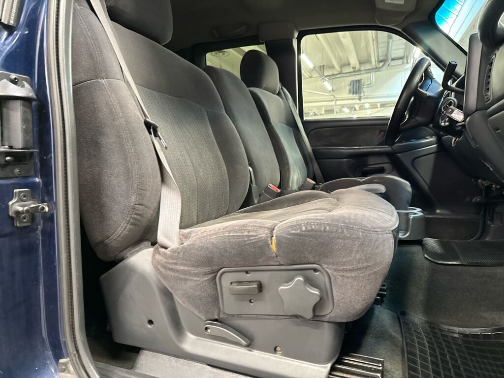 Chevrolet Silverado 2003 