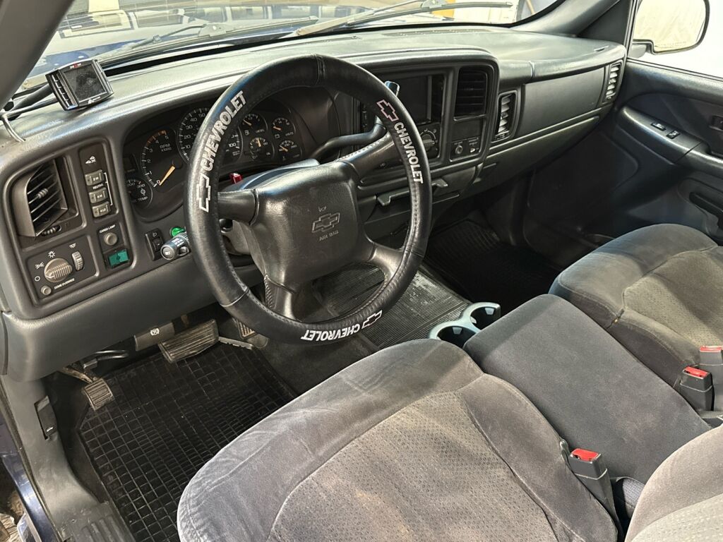 Chevrolet Silverado 2003 