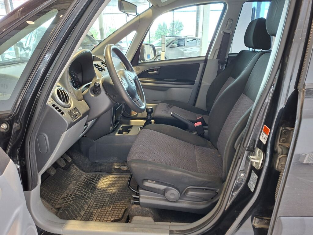 Suzuki SX4 2008 Musta