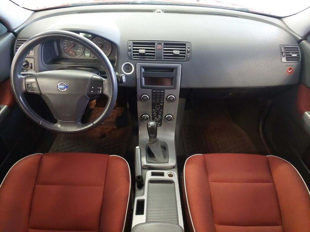 Volvo C30 2008 Punainen