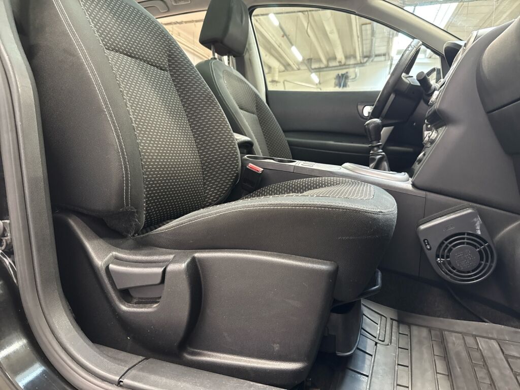 Nissan Qashqai 2008 Musta