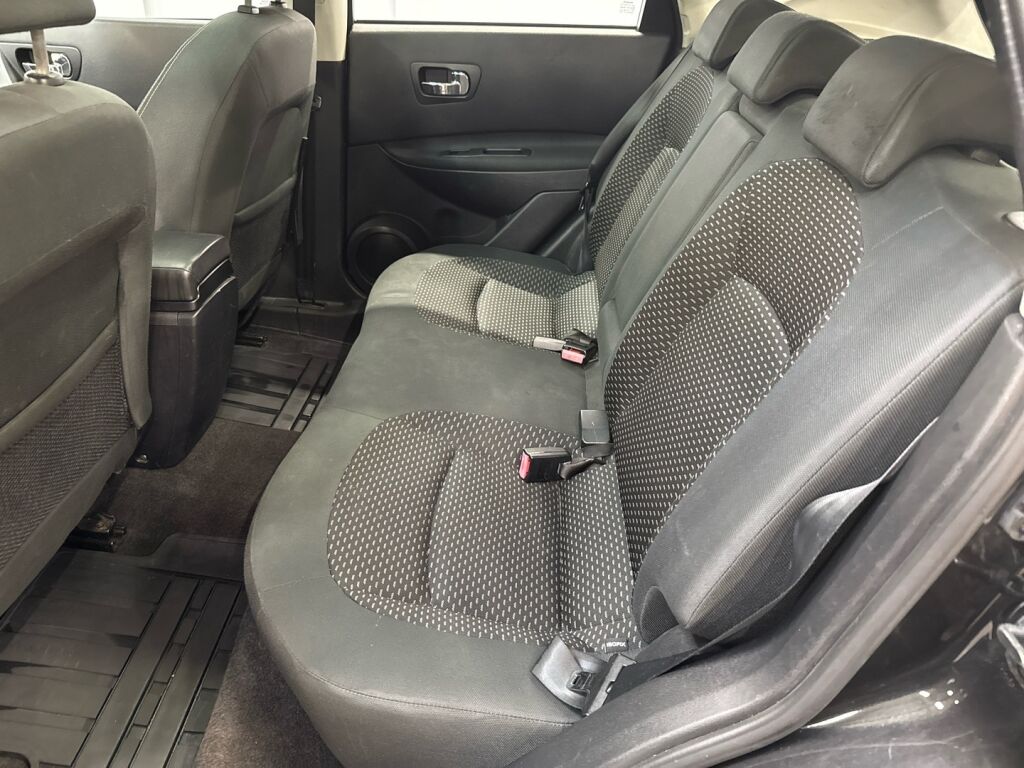 Nissan Qashqai 2008 Musta