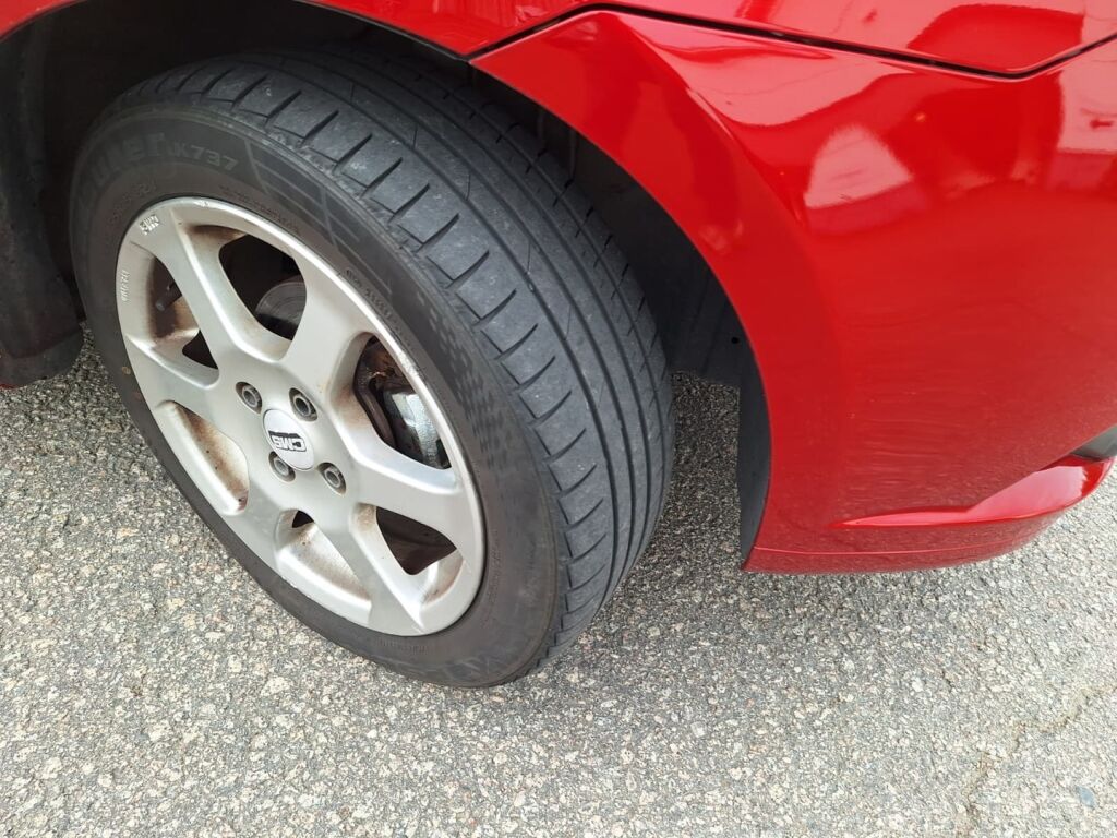 Chevrolet Aveo 2011 Punainen