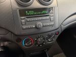 Chevrolet Aveo 2011 Punainen