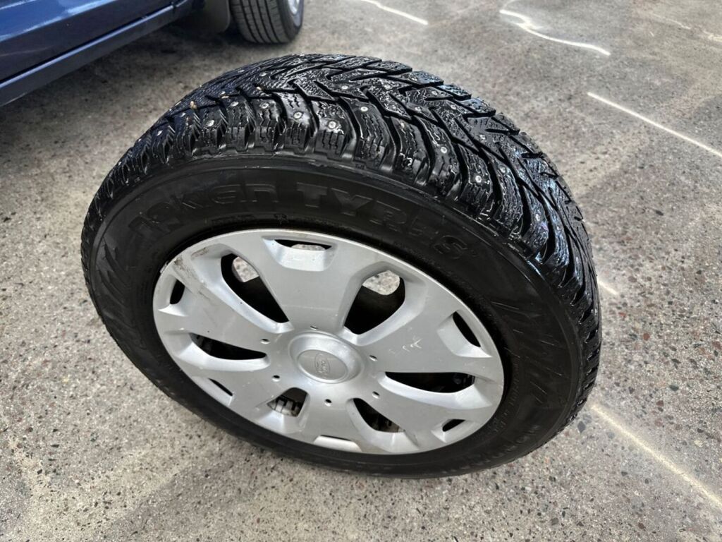 Ford Fiesta 2010 Sininen