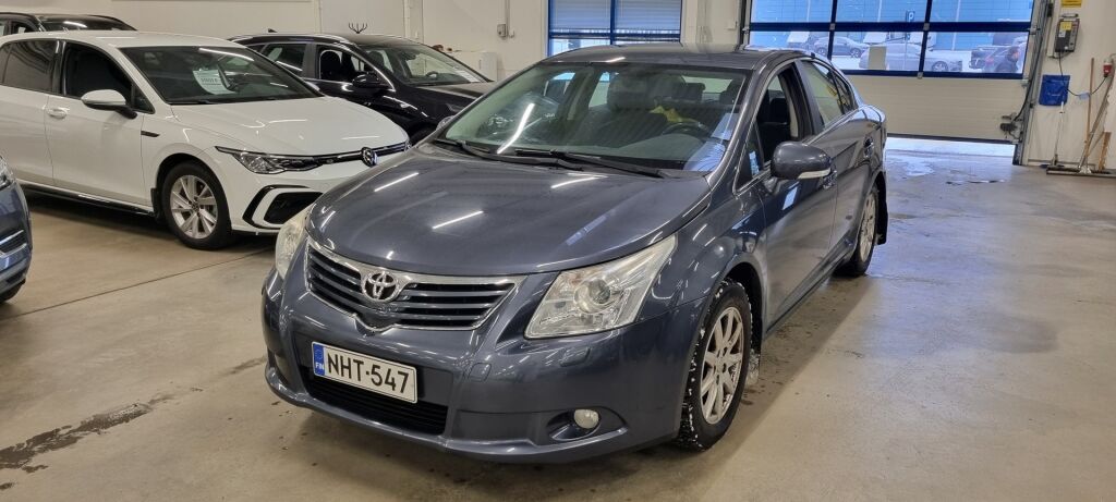 Toyota Avensis 2010 Sininen