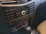 Mercedes-Benz E 2011 Ruskea (beige)