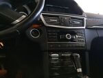 Mercedes-Benz E 2011 Ruskea (beige)