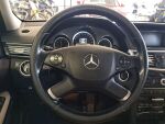 Mercedes-Benz E 2011 Ruskea (beige)