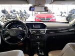 Mercedes-Benz E 2011 Ruskea (beige)