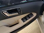 Mercedes-Benz E 2011 Ruskea (beige)