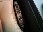 Mercedes-Benz E 2011 Ruskea (beige)