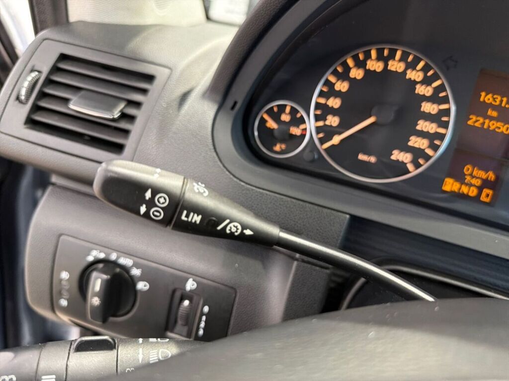 Mercedes-Benz A 2011 Sininen