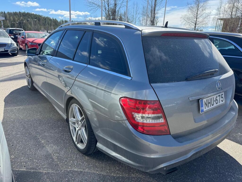 Mercedes-Benz C 2011 Harmaa