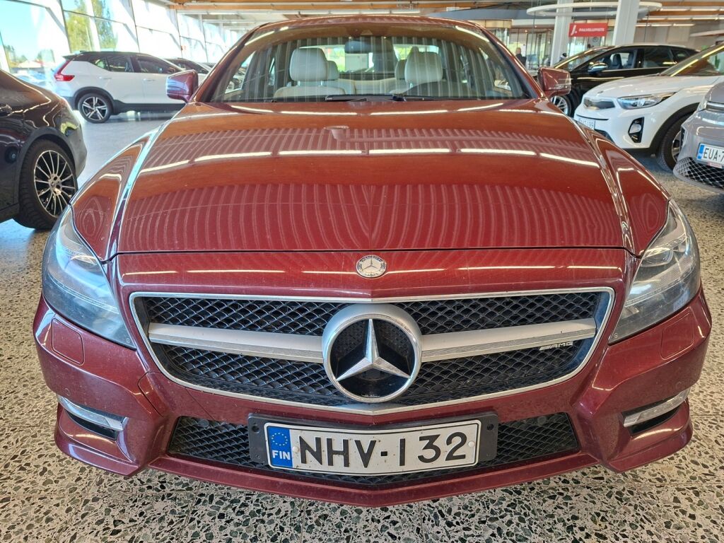 Mercedes-Benz CLS 2011 Punainen