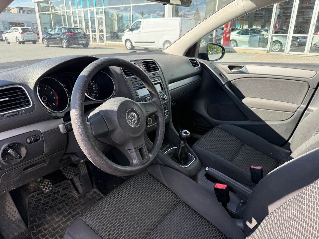 Volkswagen Golf 2011 Harmaa