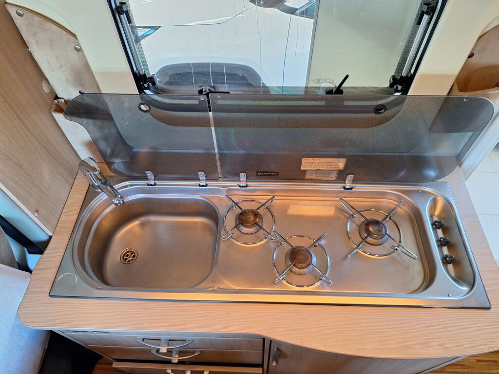 Bürstner IXEO IT674 2010 TK V 56