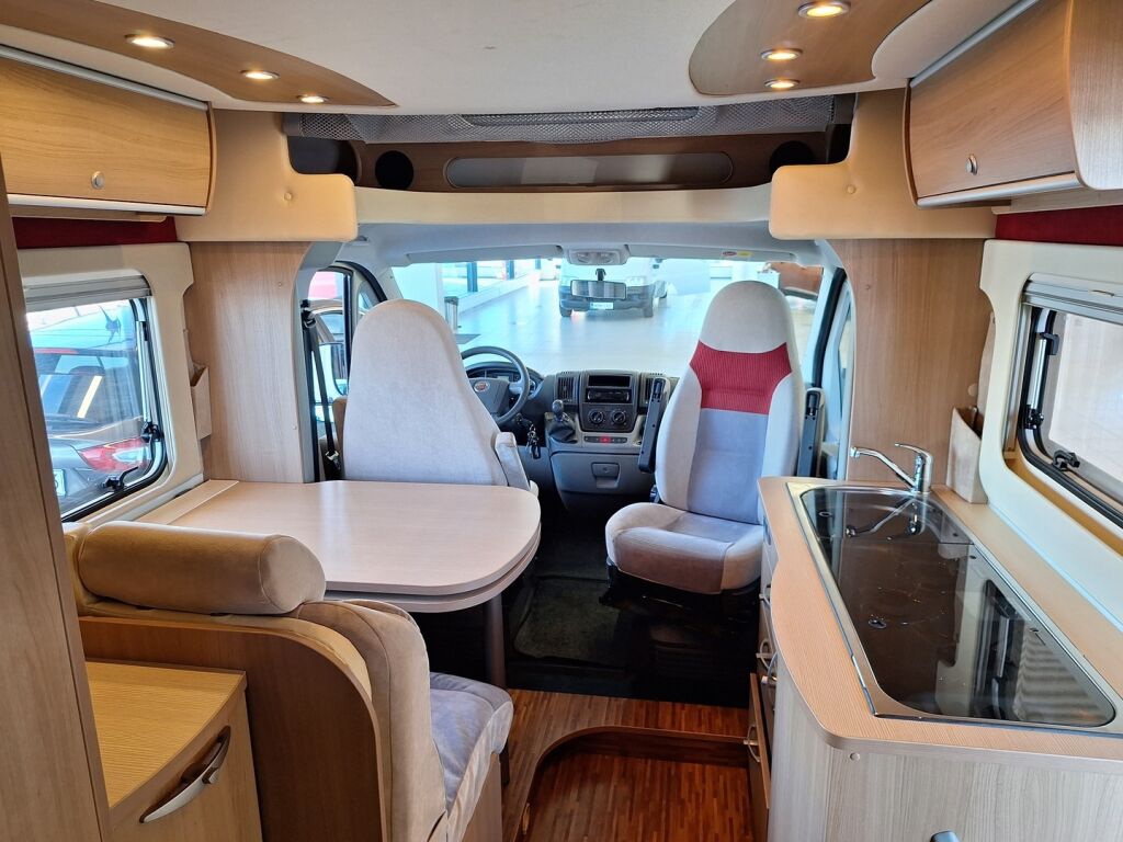 Bürstner IXEO IT674 2010 TK V 56