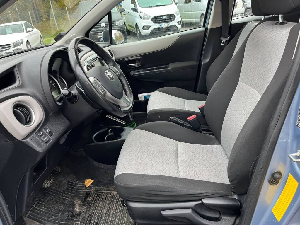 Toyota Yaris 2012 Sininen