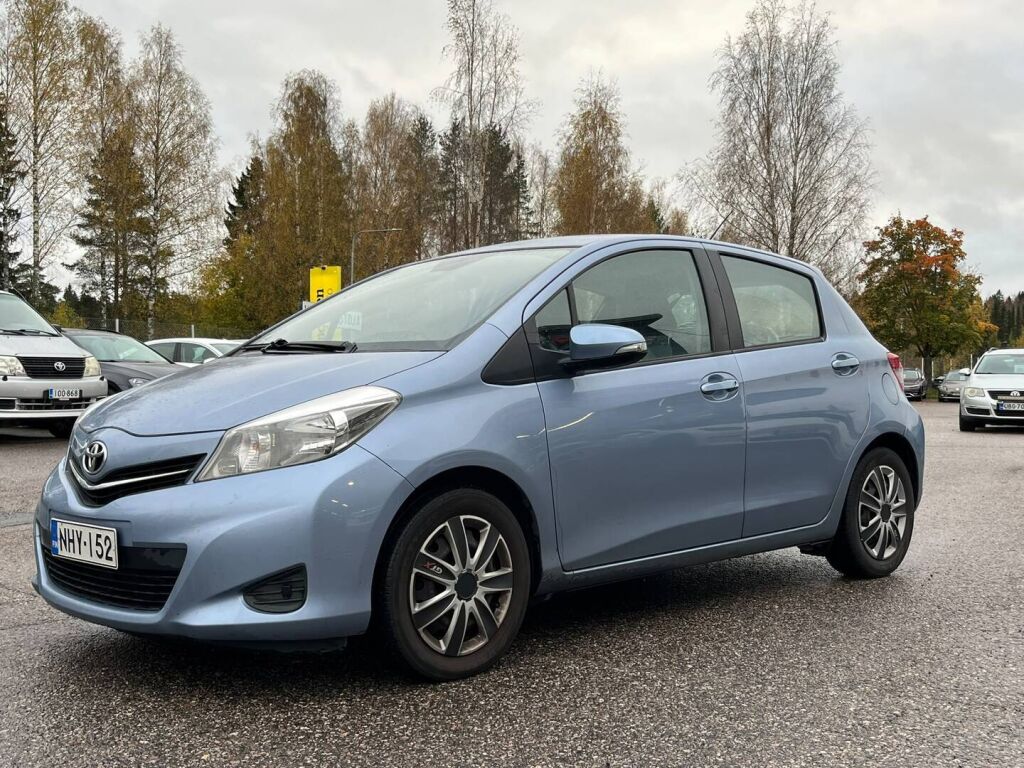 Toyota Yaris 2012 Sininen