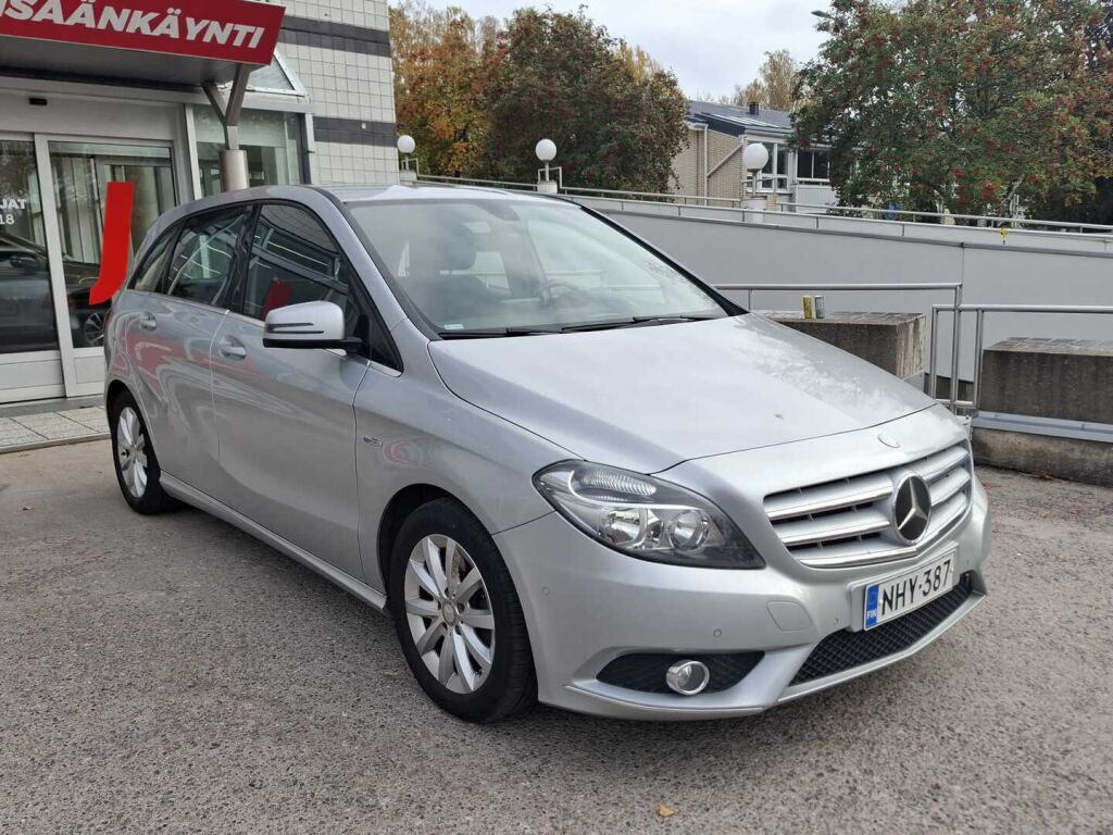 Mercedes-Benz B 2012 Harmaa