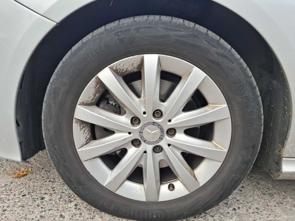 Mercedes-Benz B 2012 Harmaa