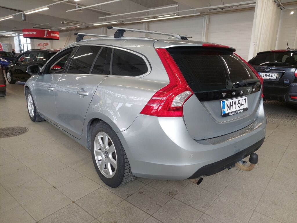 Volvo V60 2012 Harmaa