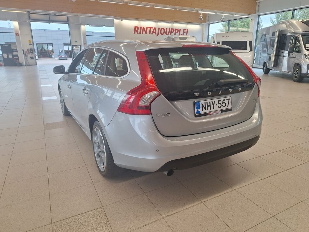 Volvo V60 2012 Harmaa