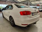 Volkswagen Jetta 2012 Valkoinen