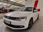 Volkswagen Jetta 2012 Valkoinen