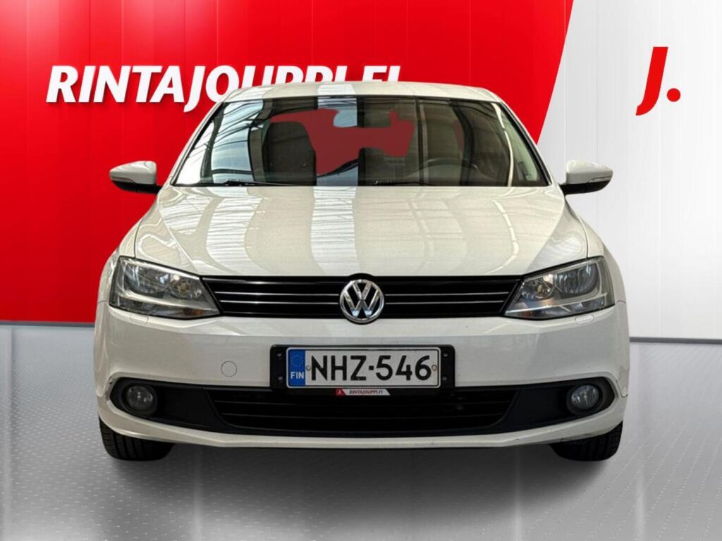 Volkswagen Jetta 2012 Valkoinen