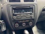 Volkswagen Jetta 2012 Valkoinen