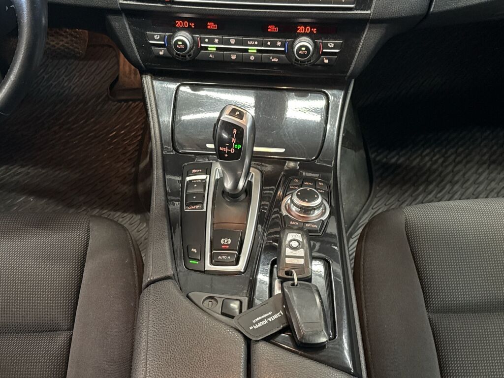 BMW 520 2013 Harmaa