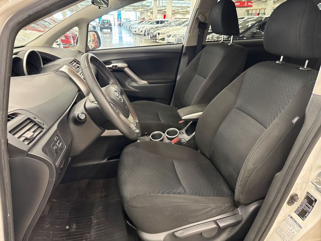 Toyota Verso 2012 Valkoinen