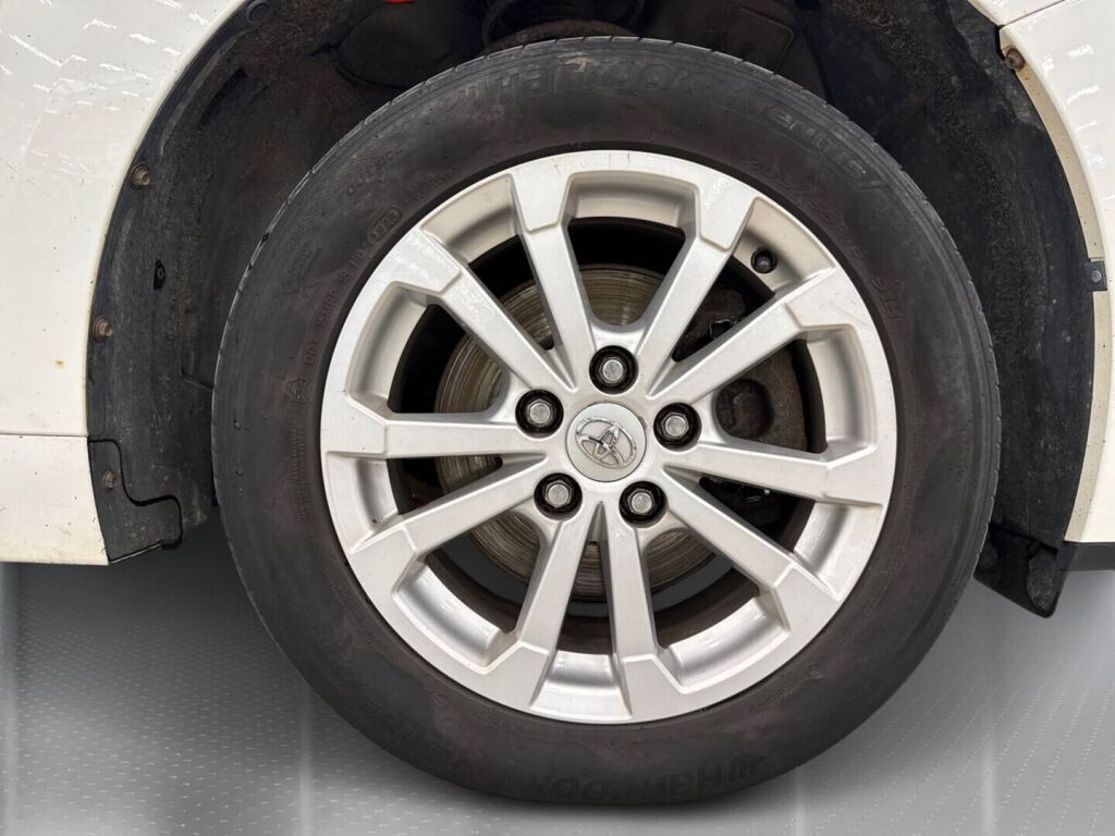 Toyota Verso 2012 Valkoinen