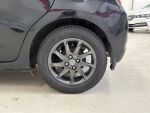 Toyota Yaris 2012 Musta