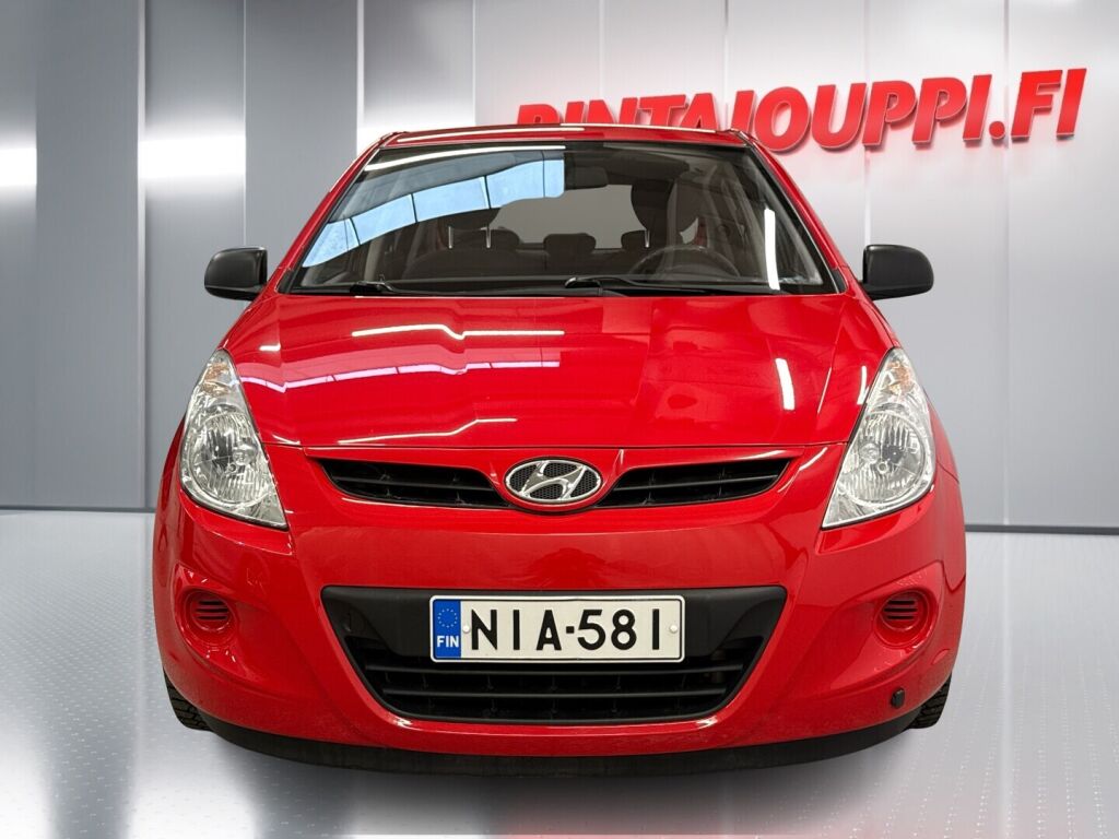 Hyundai i20 2012 Punainen