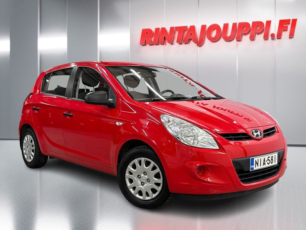 Hyundai i20 2012 Punainen